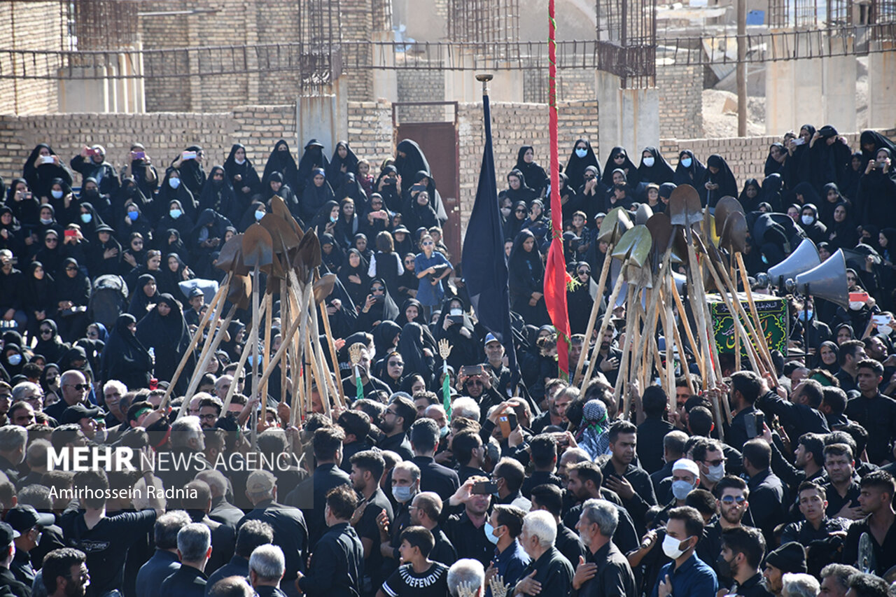 تصاویر: آئین سنتی بیل زنی در خوسف