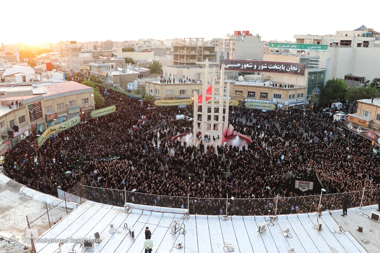تصاویر: اجتماع عظیم «یوم الزینب» در زنجان