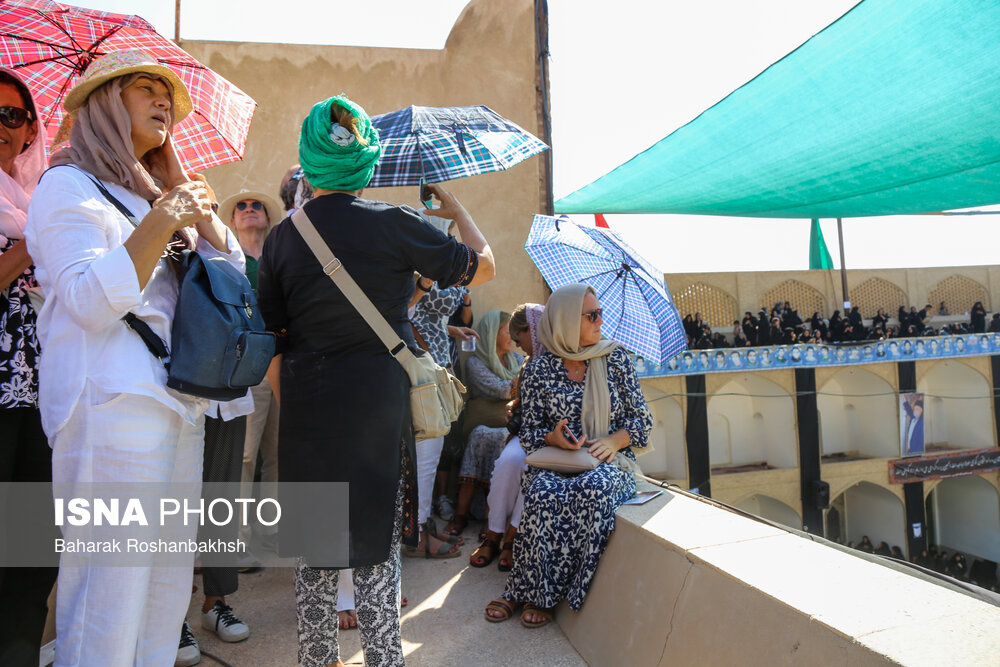 تصاویر: حضور گردشگران خارجی در آیین‌های محرم یزد