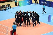ویدیو / خوشحالی جالب دختران والیبال ایران در رختکن پس از شکستن طلسم ۵۶ ساله