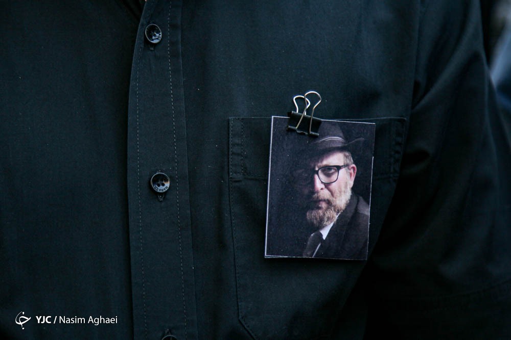 تصاویر: مراسم بدرقه پیکر زنده یاد بابک برزویه در خانه هنرمندان