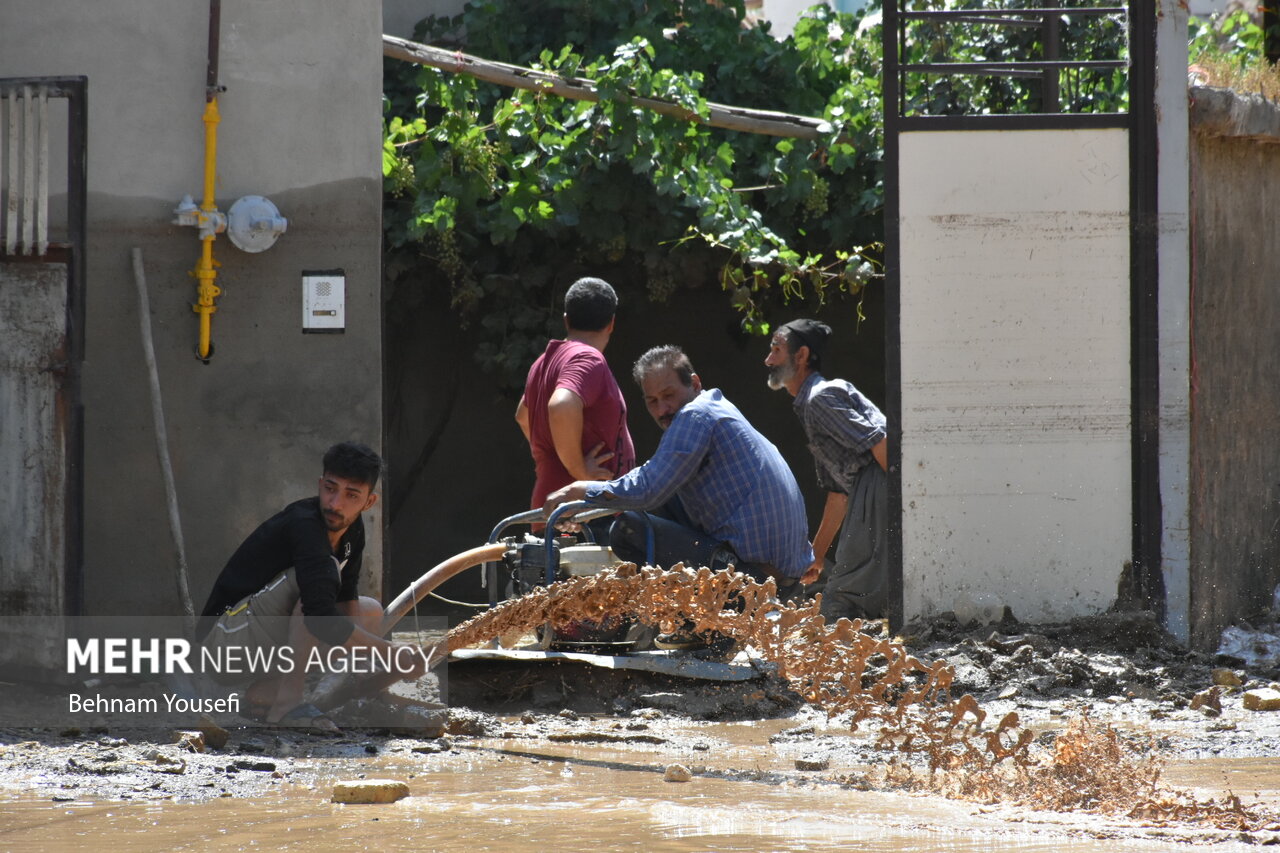 تصاویر: وضعیت بحرانی روستای&zwnj;های سیل&zwnj;زده اراک