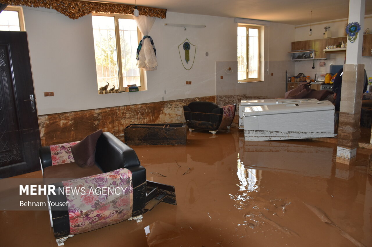 تصاویر: وضعیت بحرانی روستای&zwnj;های سیل&zwnj;زده اراک