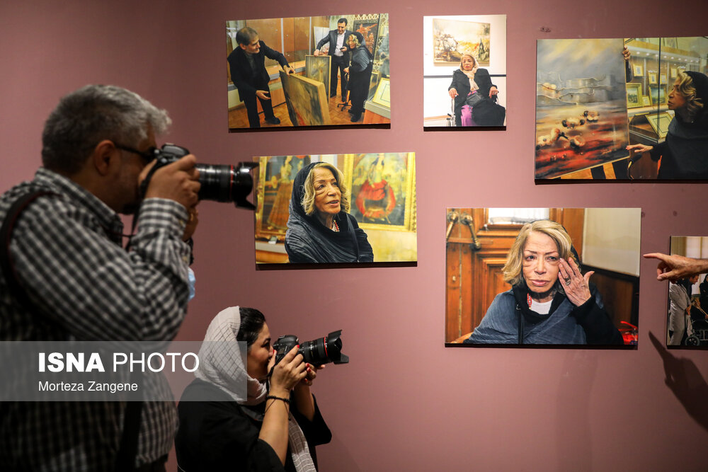 تصاویر: رونمایی از تابلوی ناتمام 