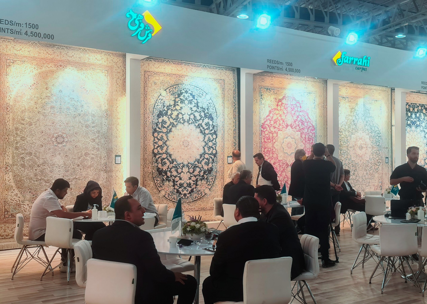 رونمایی از فرش تمام پشم طبیعی در نمایشگاه بین&zwnj;المللی تهران