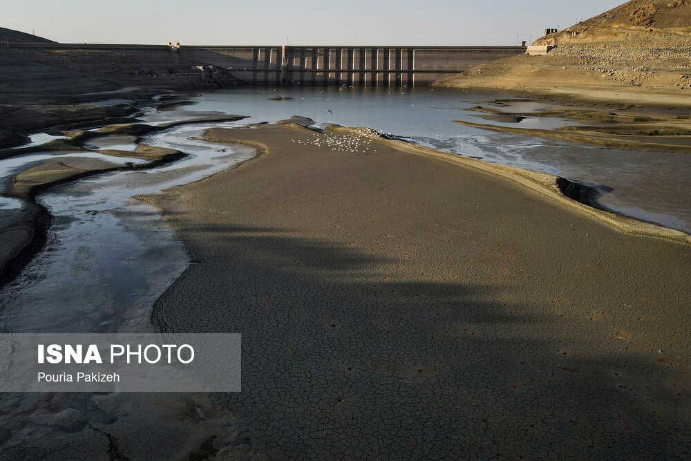 تصاویر: سدی بر روی خشکی