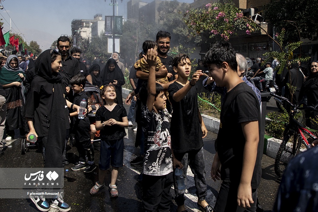 تصاویر: پیاده روی جاماندگان اربعین در تهران