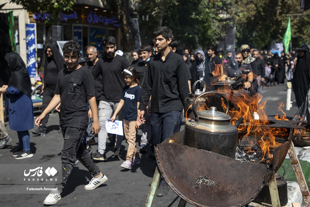 تصاویر: پیاده روی جاماندگان اربعین در تهران