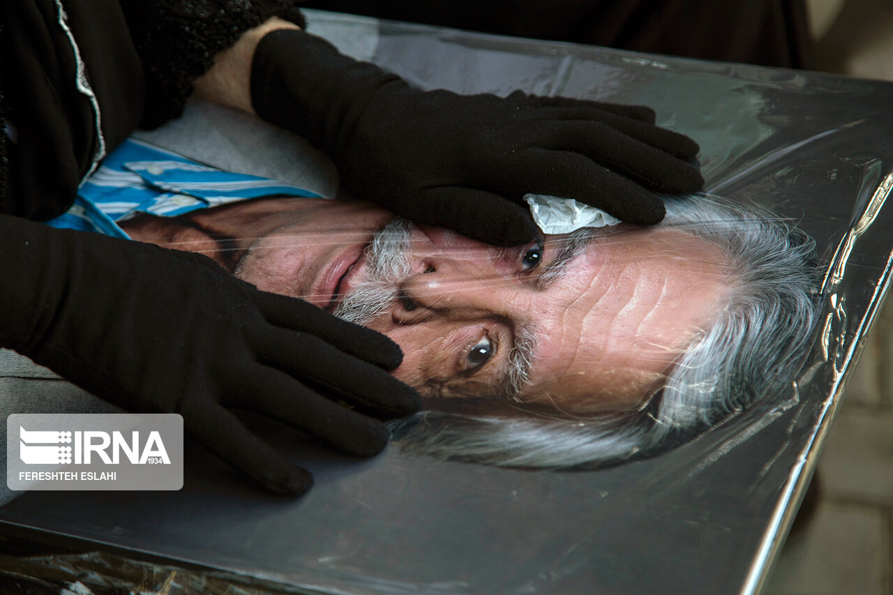 تصاویر: تشییع و خاکسپاری پیکر &laquo;منوچهر اسماعیلی&raquo;