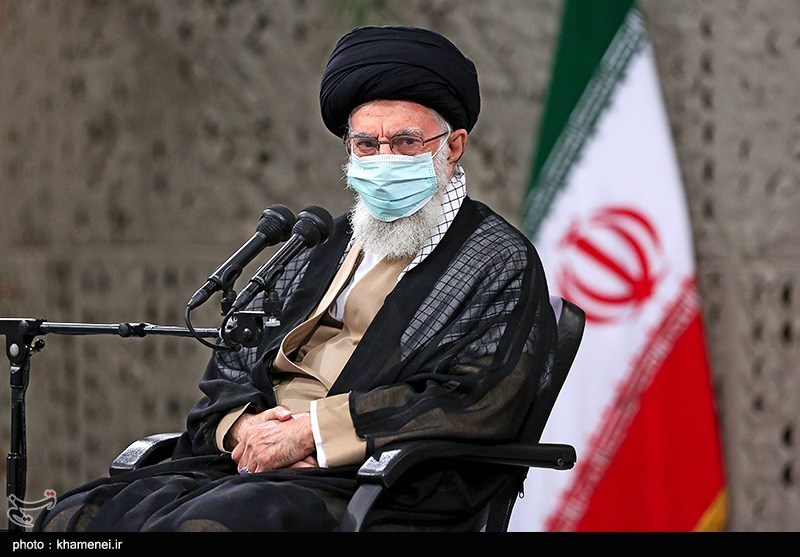 تصاویر: دیدار پیشکسوتان دفاع مقدس و خانواده&zwnj;های شهدا با مقام معظم رهبری