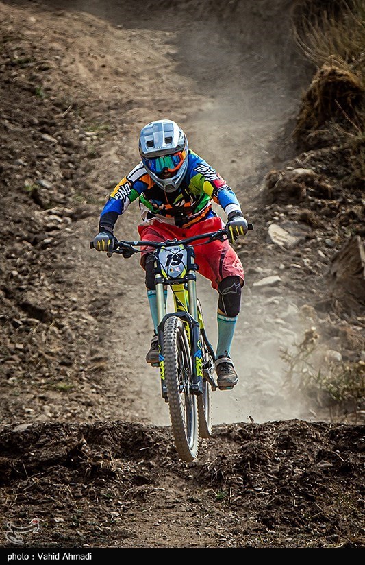 تصاویر: مسابقه جایزه بزرگ دوچرخه سواری کوهستان رشته دانهیل