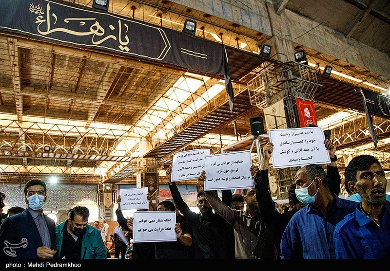 تصاویر: حواشی حضور وزیر نفت در نماز جمعه خوزستان