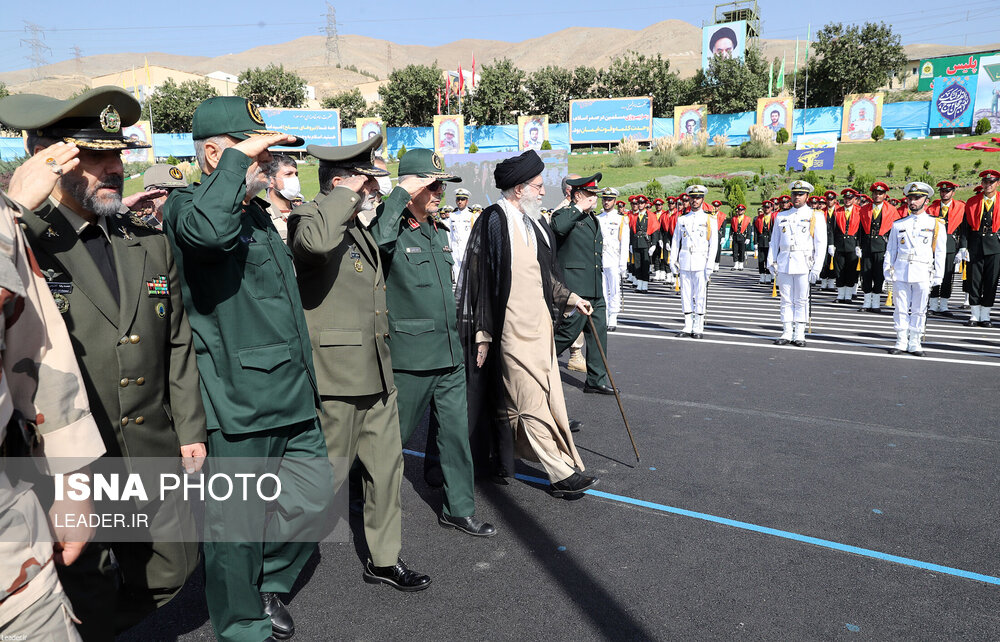 تصاویر: مراسم مشترک دانش‌آموختگی دانشجویان دانشگاه‌های نیرو‌های مسلح با حضور مقام معظم رهبری