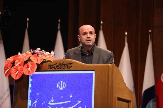 چهارمین جشنواره ملی حاتم با حضور اندیشمندان اقتصادی و مسئولین دولتی برگزار شد. چهارمین جشنواره ملی حاتم با حضور اندیشمندان اقتصادی و مسئولین دولتی برگزار شد.