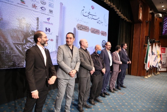 چهارمین جشنواره ملی حاتم با حضور اندیشمندان اقتصادی و مسئولین دولتی برگزار شد. چهارمین جشنواره ملی حاتم با حضور اندیشمندان اقتصادی و مسئولین دولتی برگزار شد.