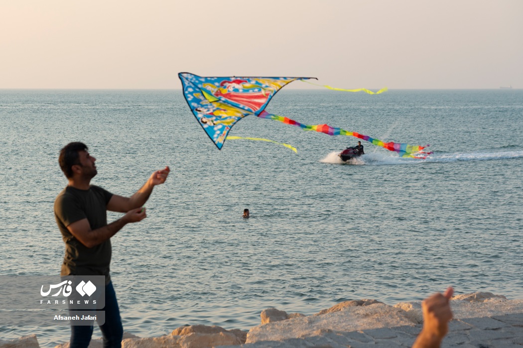 تصاویر: ساحل بادبادک‌ها در بوشهر