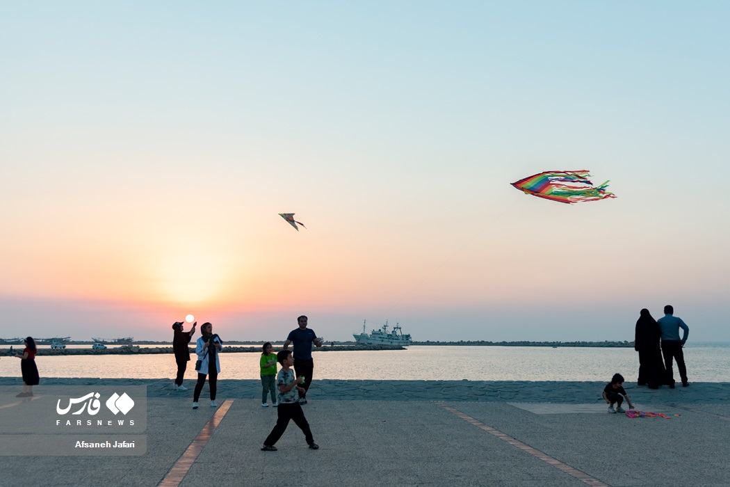 تصاویر: ساحل بادبادک‌ها در بوشهر