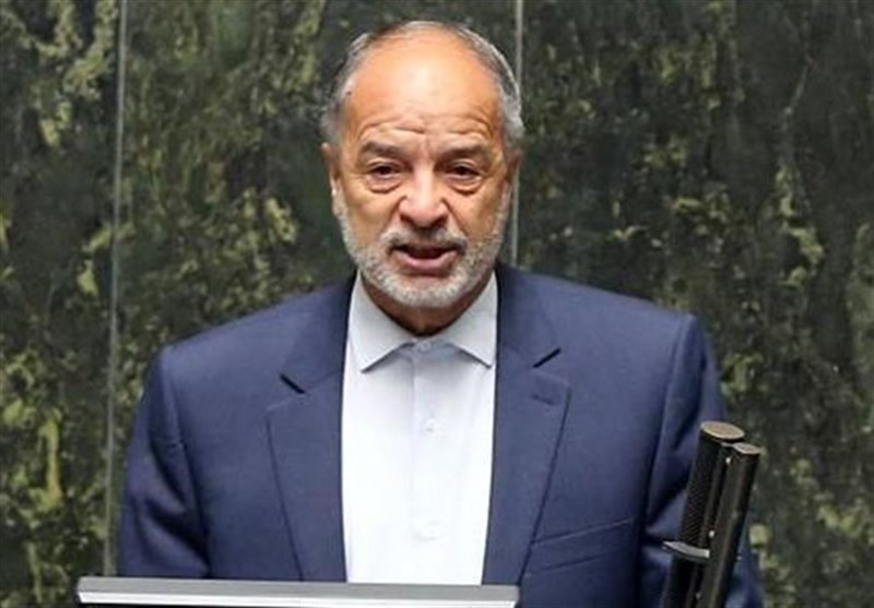 وزارت امور خارجه و وزارت علوم باید زمینه ادامه تحصیل دانشجویان اخراج شده از اوکراین را در ایران فراهم کنند/ وزارت دفاع فروش پهپاد به روسیه توسط ایران را تکذیب کرده است و ما هم این ادعای اوکراین را تکذیب می‌کنیم