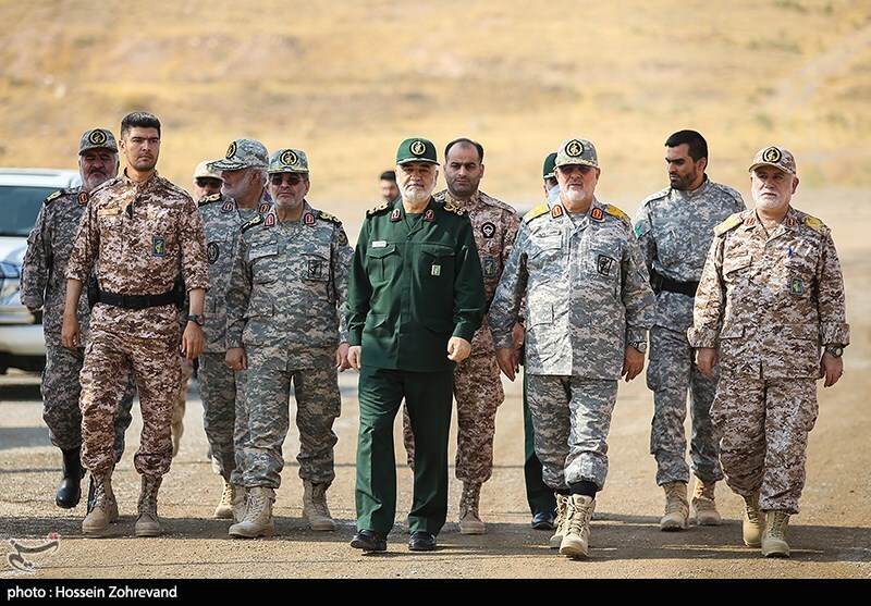 تصاویر: رزمایش  نیروی زمینی سپاه در منطقه ارس