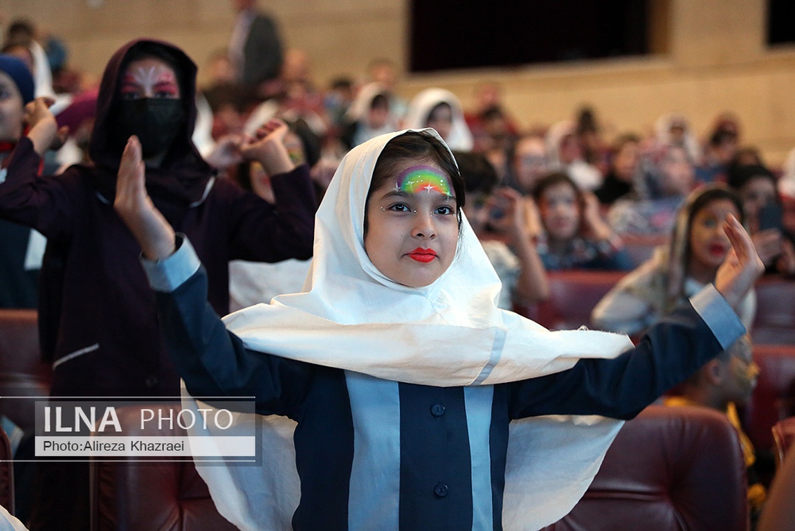 تصاویر: جشن کودکان کار به مناسبت هفته ملی کودک