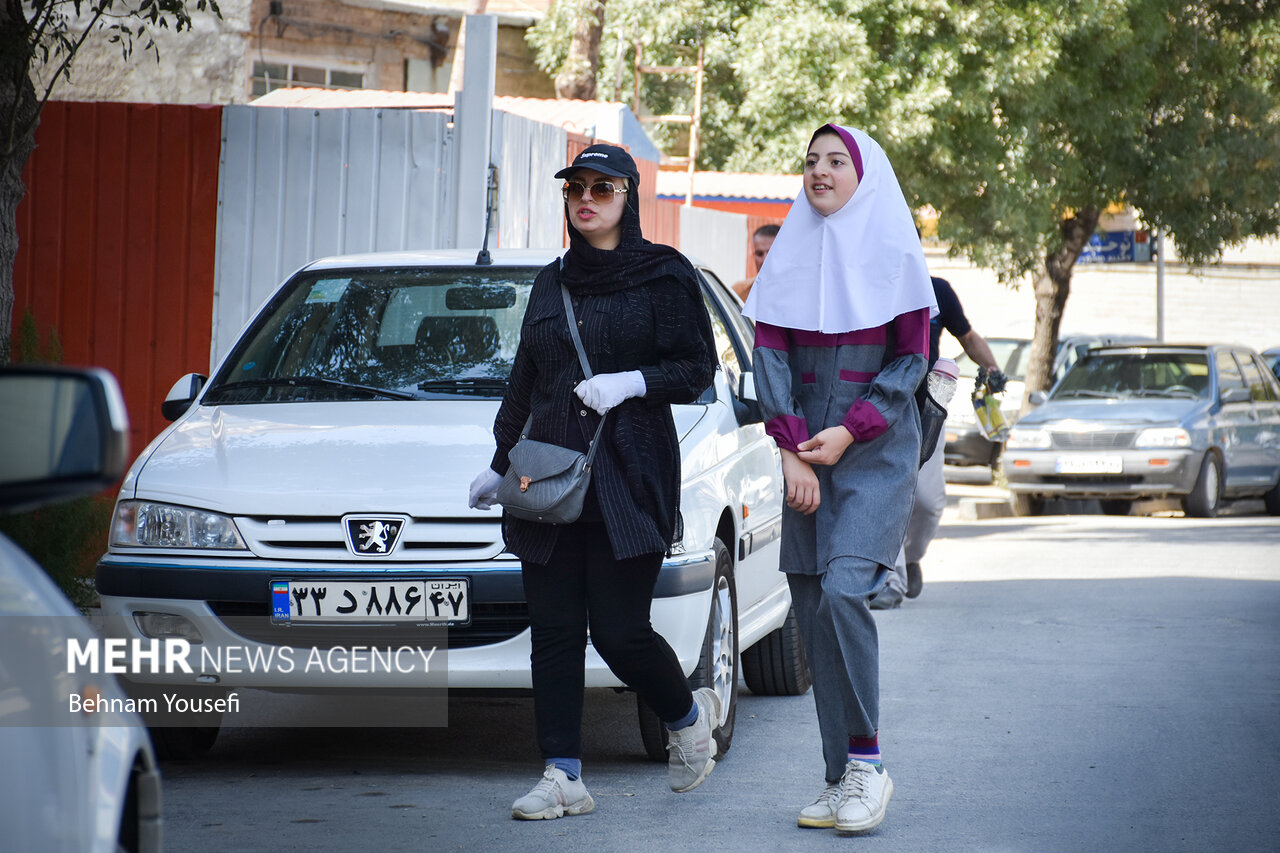 تصاویر: پیاده&zwnj;روی از خانه تا مدرسه