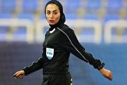 ویدیو /  لحظاتی از قضاوت داور زن ایرانی در رقابت‌های فوتسال جام ملت‌های آسیا