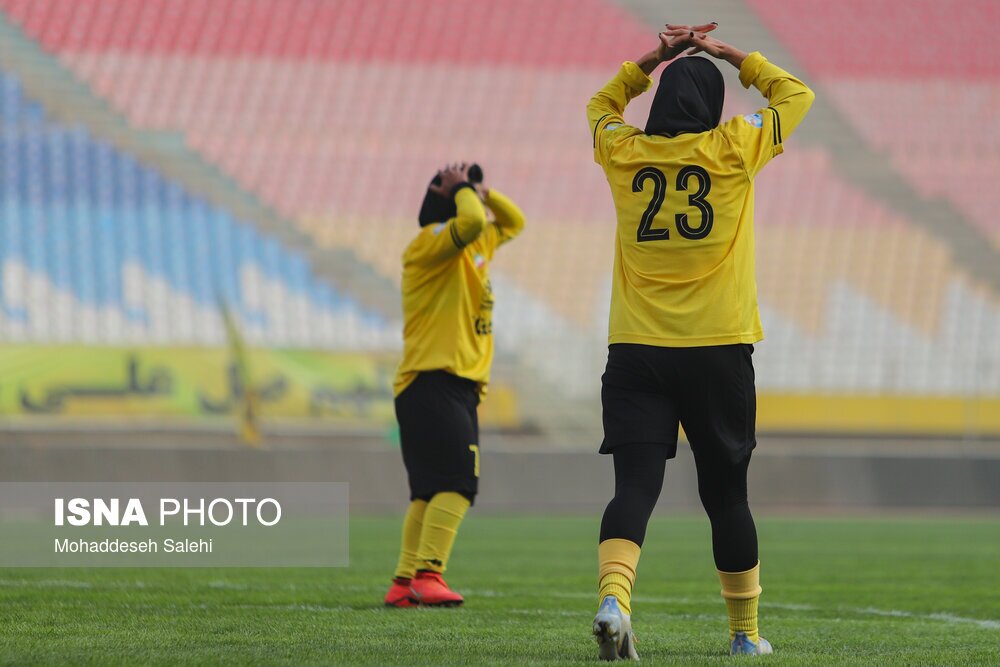 تصاویر: هفته سوم لیگ برتر فوتبال بانوان، سپاهان - زارع باتری سنندج