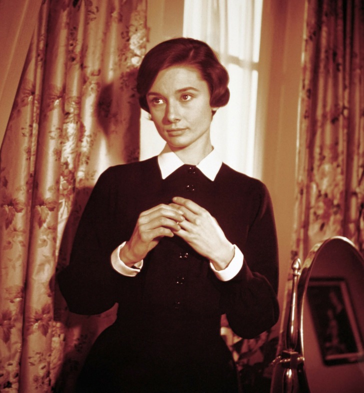 ۷ واقعیت در مورد آدری هپبورن افسانه ای که باورشان برایتان سخت خواهد بود