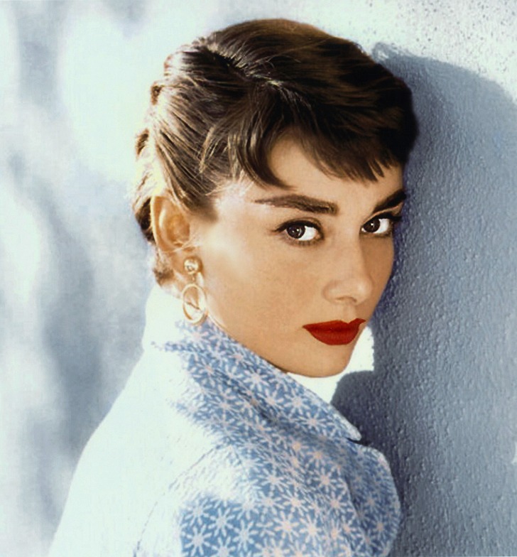 ۷ واقعیت در مورد آدری هپبورن افسانه ای که باورشان برایتان سخت خواهد بود