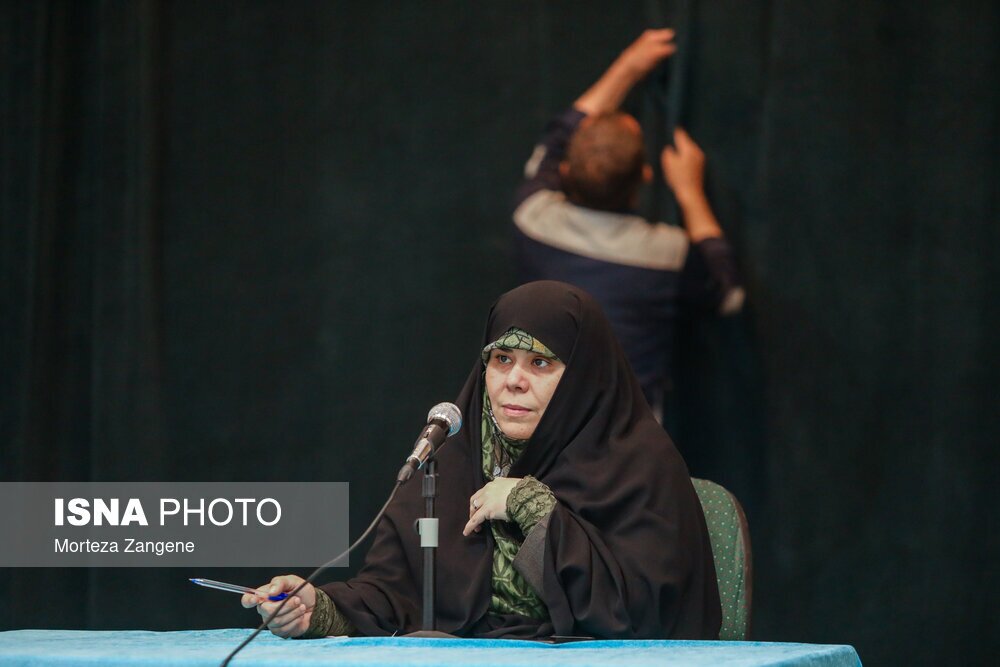 تصاویر: تریبون آزاد دانشجویی - دانشگاه امیرکبیر
