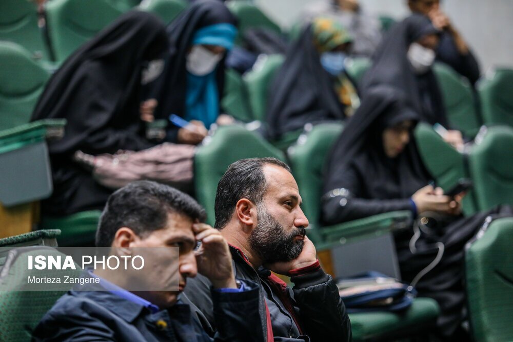 تصاویر: تریبون آزاد دانشجویی - دانشگاه امیرکبیر