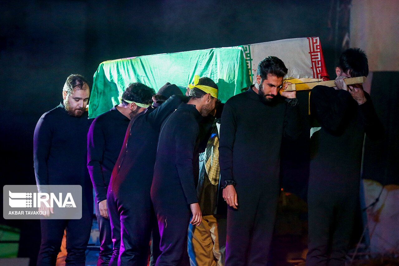 تصاویر: سینمایش ۴۱۰