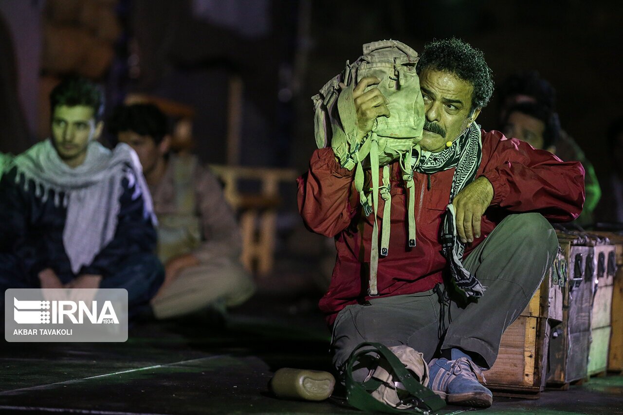 تصاویر: سینمایش ۴۱۰