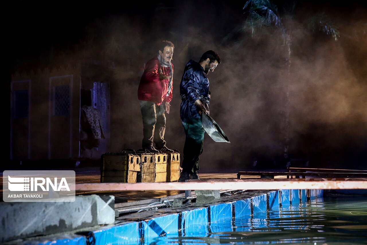 تصاویر: سینمایش ۴۱۰