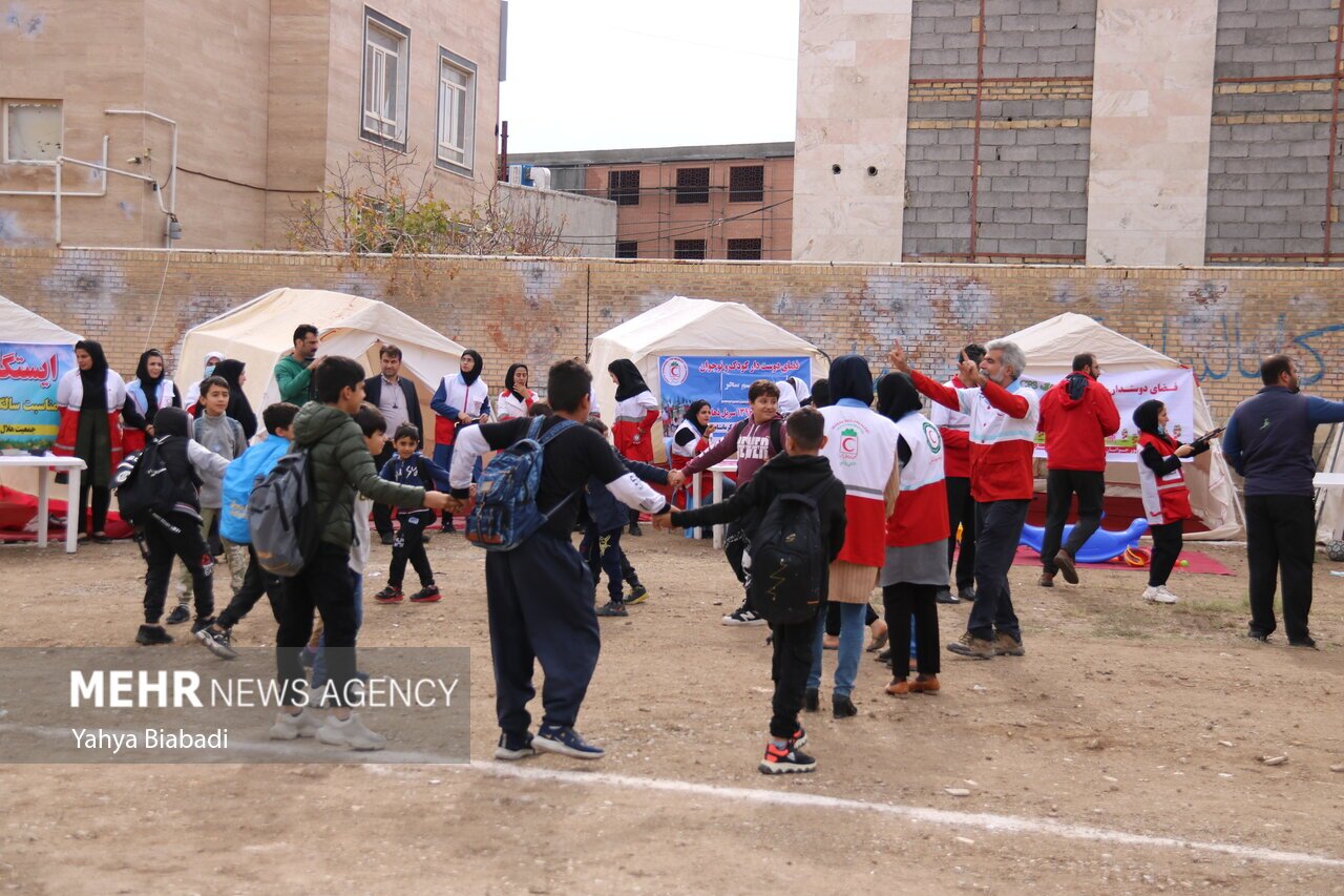 تصاویر: مانور امداد و نجات در پنجمین سالگرد زلزله سرپل ذهاب