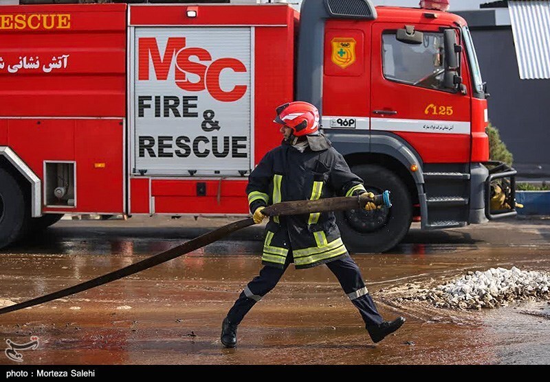 تصاویر: آتش‌سوزی در شهرک صنعتی مبارکه اصفهان