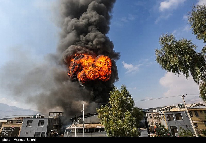 تصاویر: آتش‌سوزی در شهرک صنعتی مبارکه اصفهان
