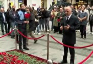 ویدیو / ادای احترام مردم استانبول به کشته شده‌های حادثه تروریستی