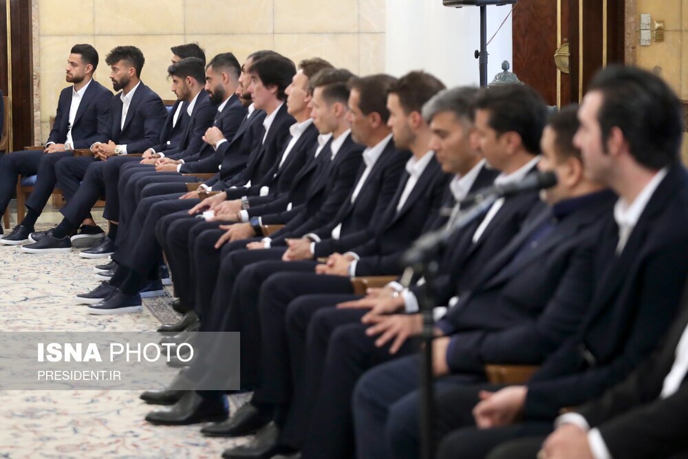 تصاویر: دیدار تیم ملی فوتبال ایران با رییس جمهور