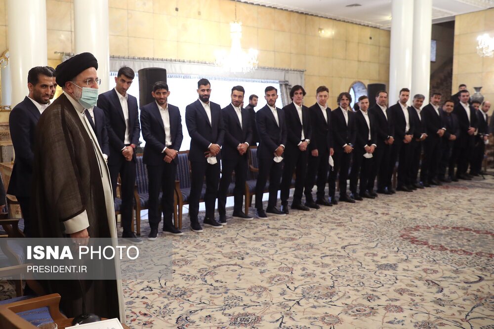 تصاویر: دیدار تیم ملی فوتبال ایران با رییس جمهور