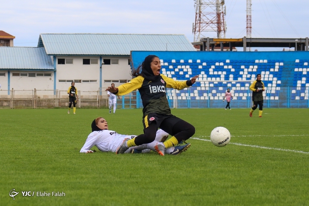 تصاویر: لیگ برتر فوتبال بانوان؛ ملوان بندرانزلی ۰ - خاتون بم ۴