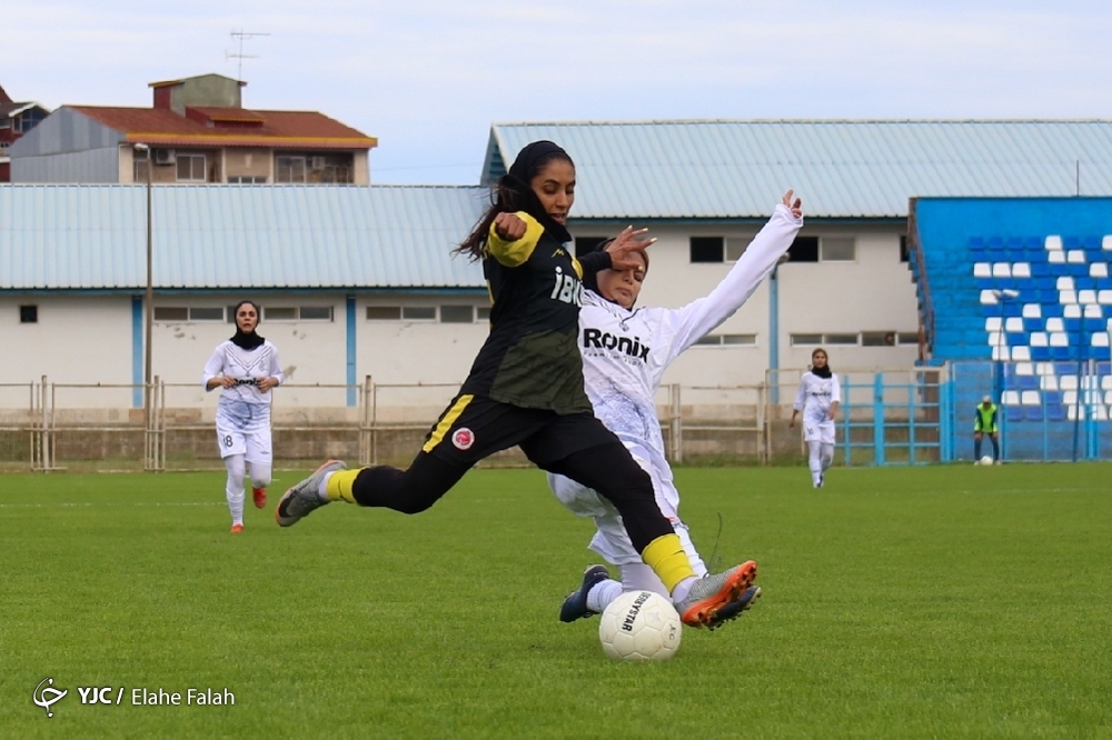 تصاویر: لیگ برتر فوتبال بانوان؛ ملوان بندرانزلی ۰ - خاتون بم ۴
