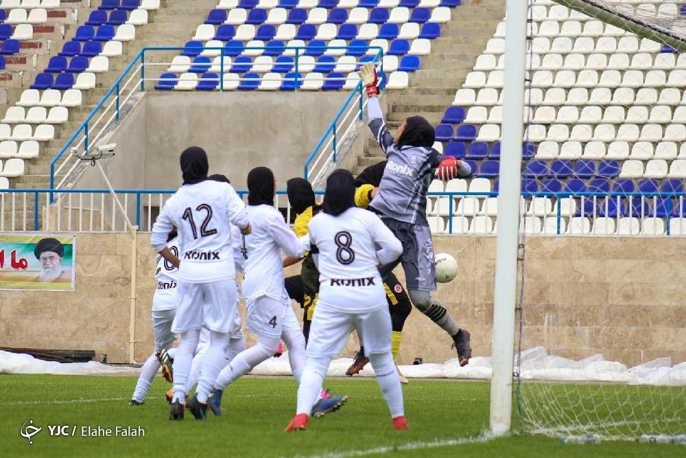تصاویر: لیگ برتر فوتبال بانوان؛ ملوان بندرانزلی ۰ - خاتون بم ۴