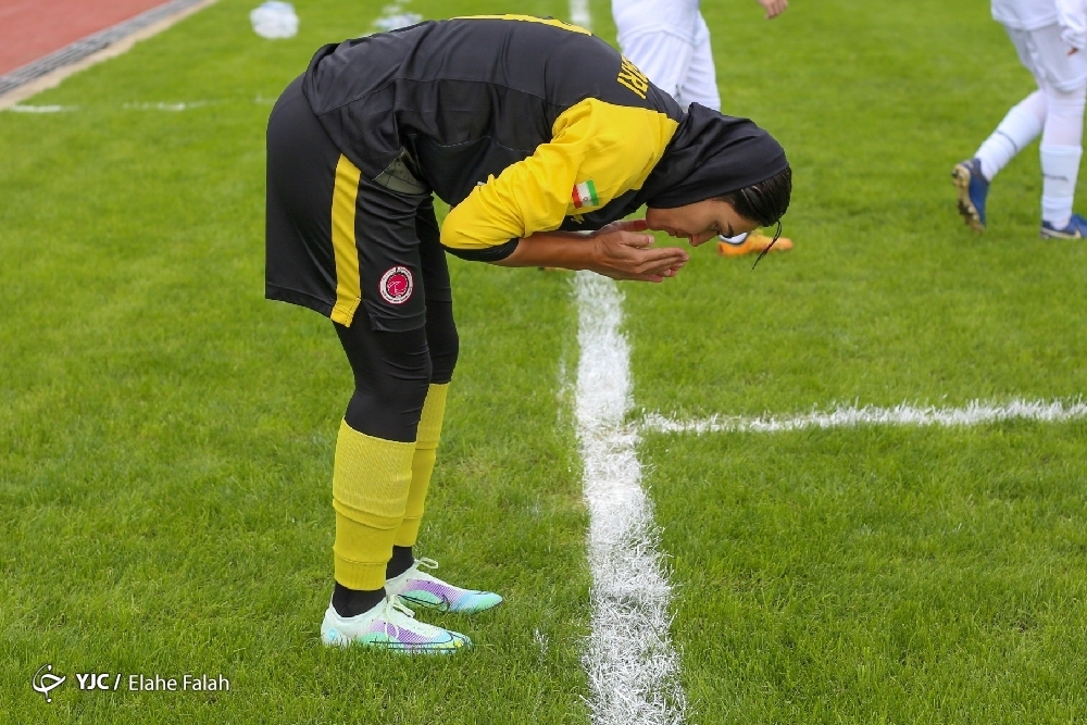 تصاویر: لیگ برتر فوتبال بانوان؛ ملوان بندرانزلی ۰ - خاتون بم ۴