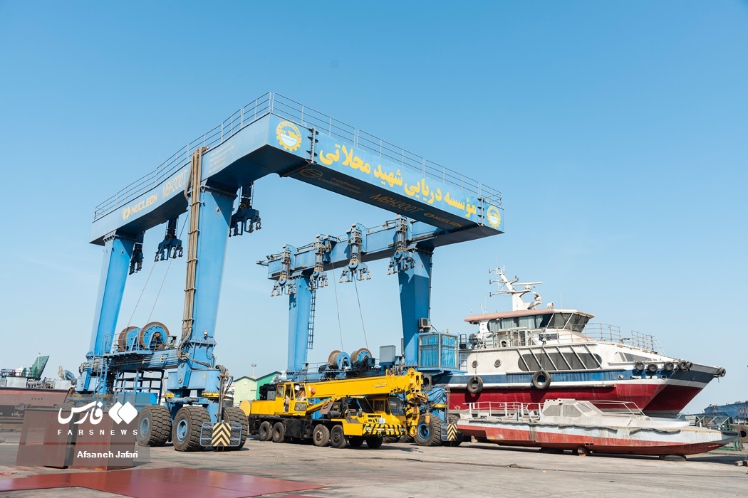 تصاویر: کارخانه ساخت کشتی‌های غول پیکر در بوشهر