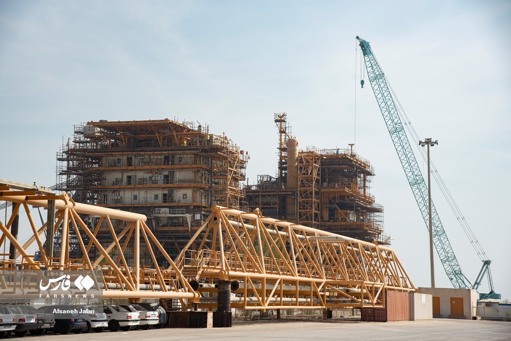 تصاویر: کارخانه ساخت کشتی‌های غول پیکر در بوشهر