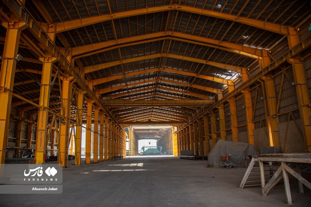 تصاویر: کارخانه ساخت کشتی‌های غول پیکر در بوشهر