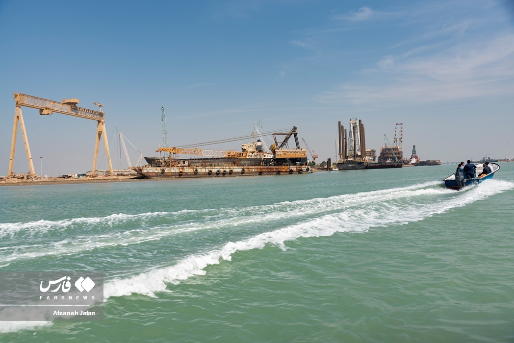 تصاویر: کارخانه ساخت کشتی‌های غول پیکر در بوشهر