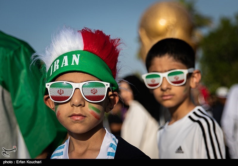تصاویر: حاشیه دیدار تیم‌های فوتبال ایران و انگلیس- جام جهانی ۲۰۲۲