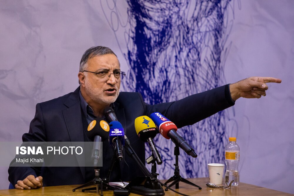 تصاویر: حضور علیرضا زاکانی در دانشگاه شریف